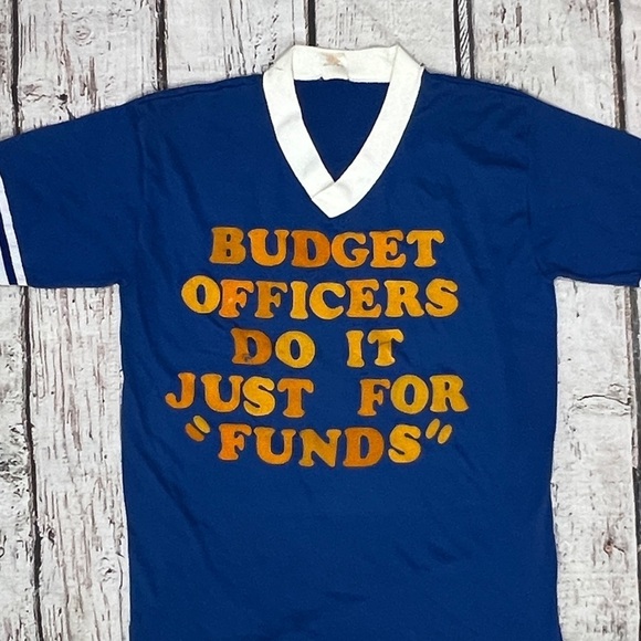 Vintage 80s Single Stitch Budget Officer Do it for Funds Humor 1980s Tshirt - Picture 2 of 6